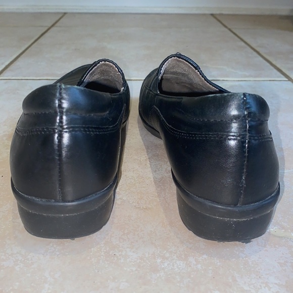 Naturalizer Back Flats Size 7.5 - Picture 4 of 7